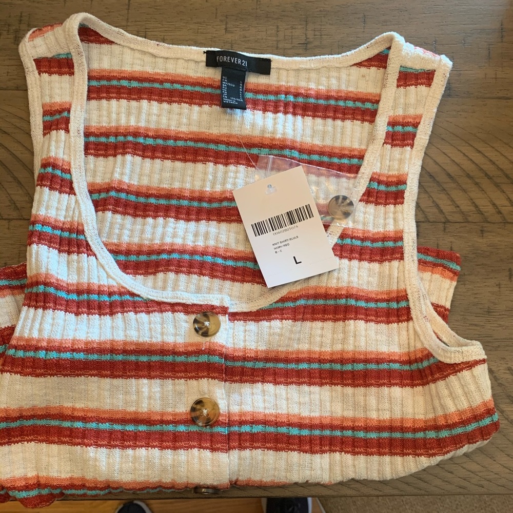 Button vest / tank